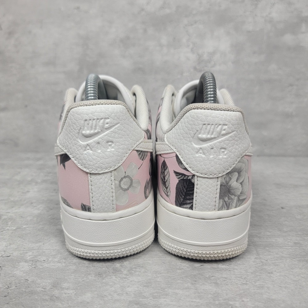 NIKE Womans Size 8 Air FORCE 1 Pink FLORAL AO1017 102 WHITE LEATHER SNEAKERS - Picture 4 of 8
